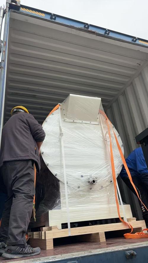 Najnowsze blogi firmy Linia produkcyjna batonów proteinowych wielorzędowych i linia do formowania czekolady dla kolumbijskiego klienta pomyślnie wysłana